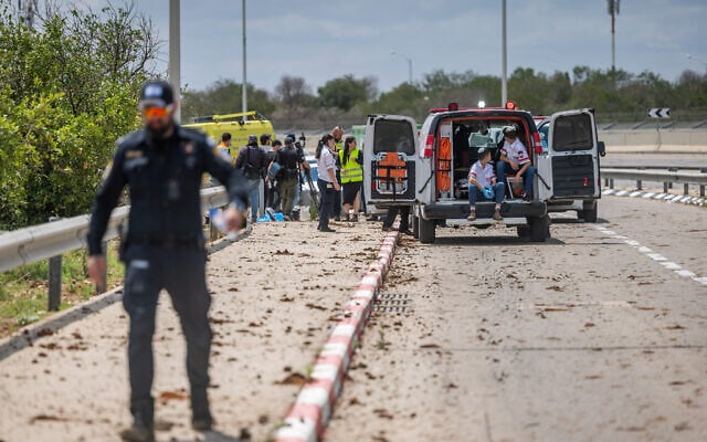 Israeli occupation forces at the scene after a missile fired from Yemen hit an area of Ben Gurion Airport (May 4, 2025).